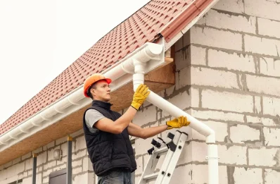 Pose et remplacement de gouttières à Préfontaines